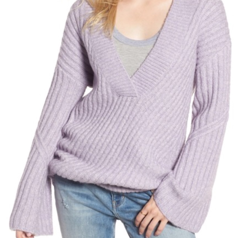 SOLD !!NWT! TREASURE & BOND | BELL SLEEVE SWEATER
